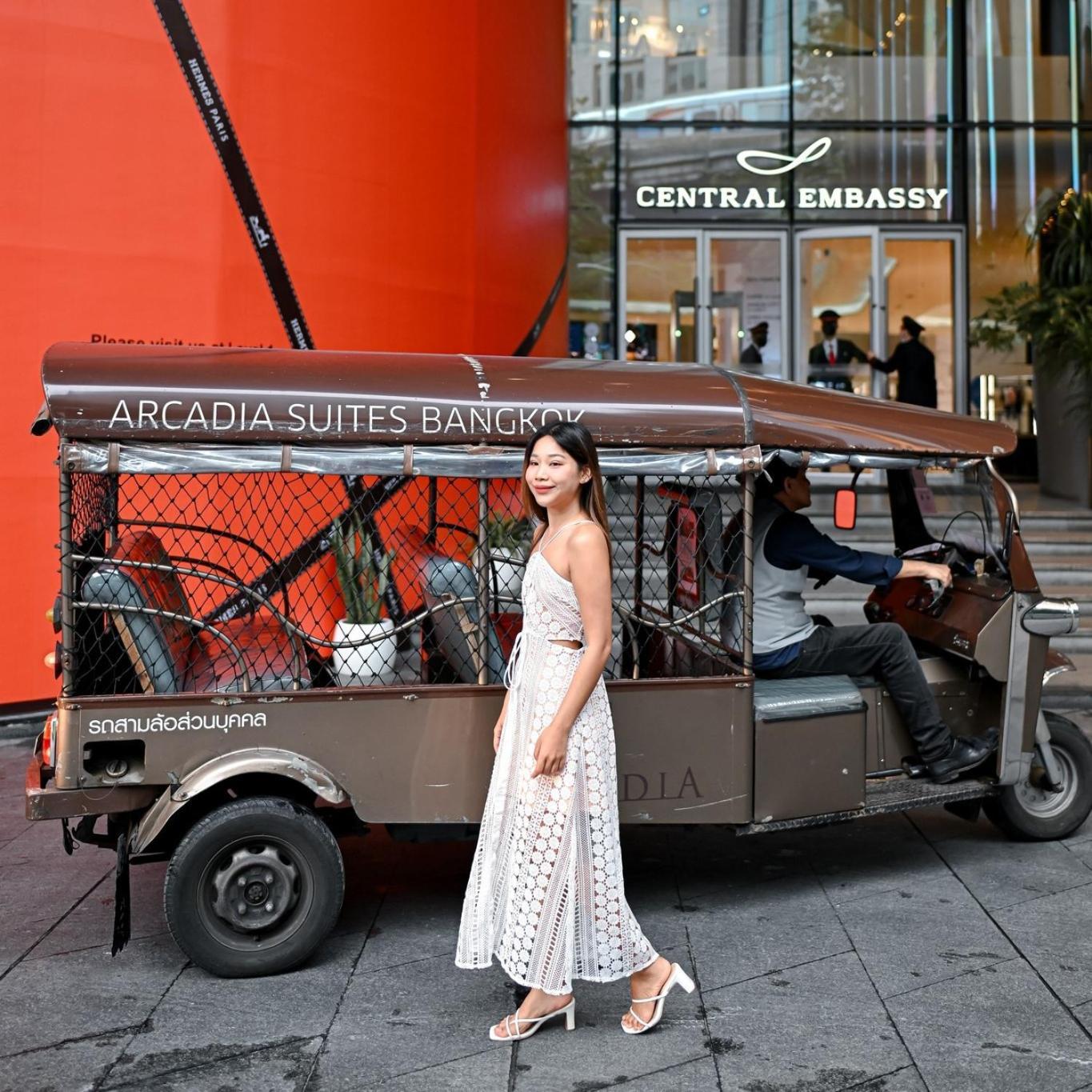 Arcadia Suites Bangkok Esterno foto