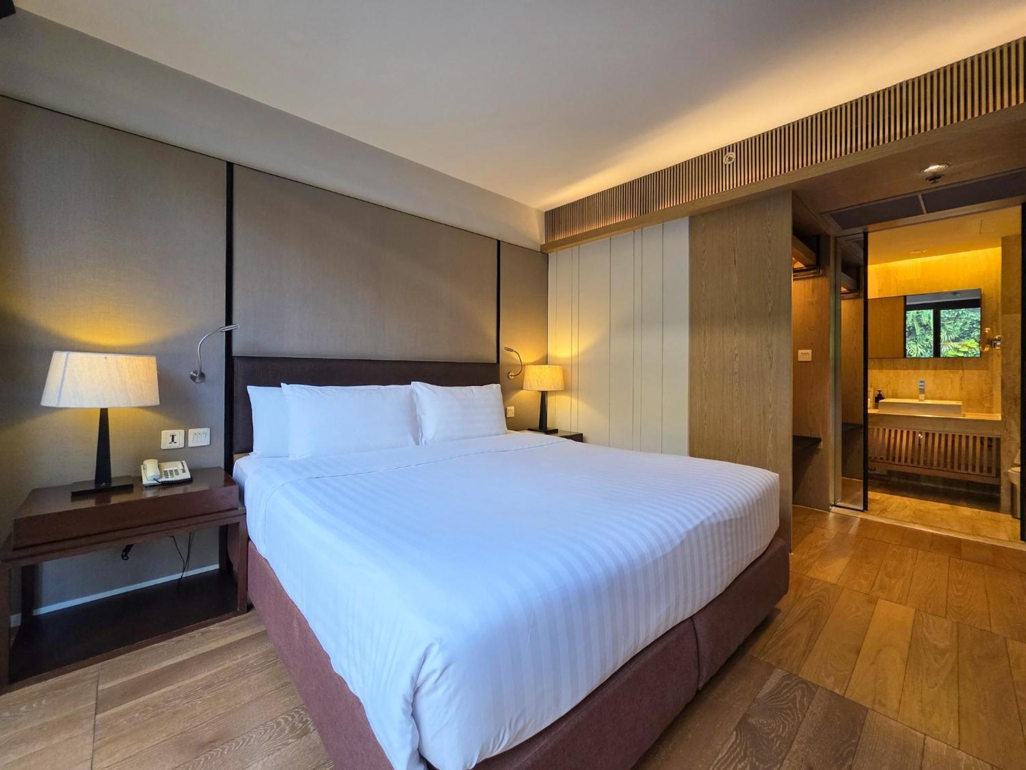 Arcadia Suites Bangkok Esterno foto